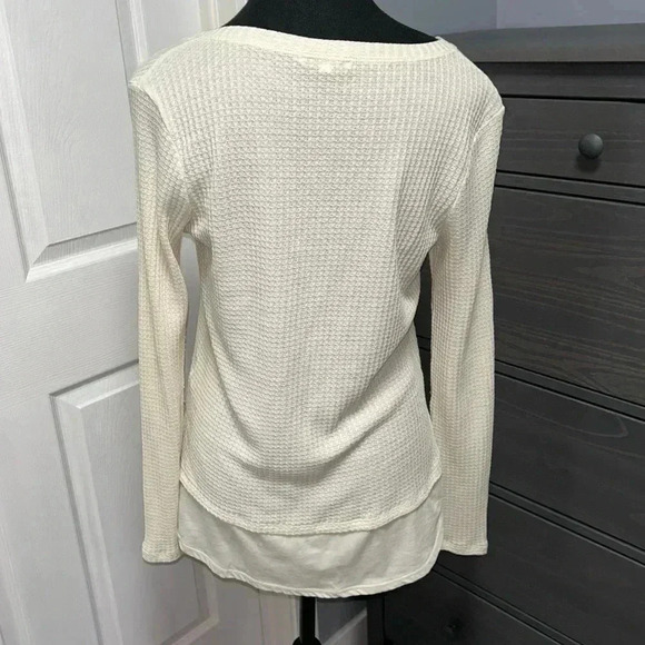 Z  Supply Top - Picture 3 of 6